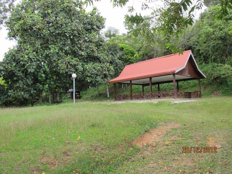 Manis Manis Rooftop Of Borneo Resort Keningau Dış mekan fotoğraf