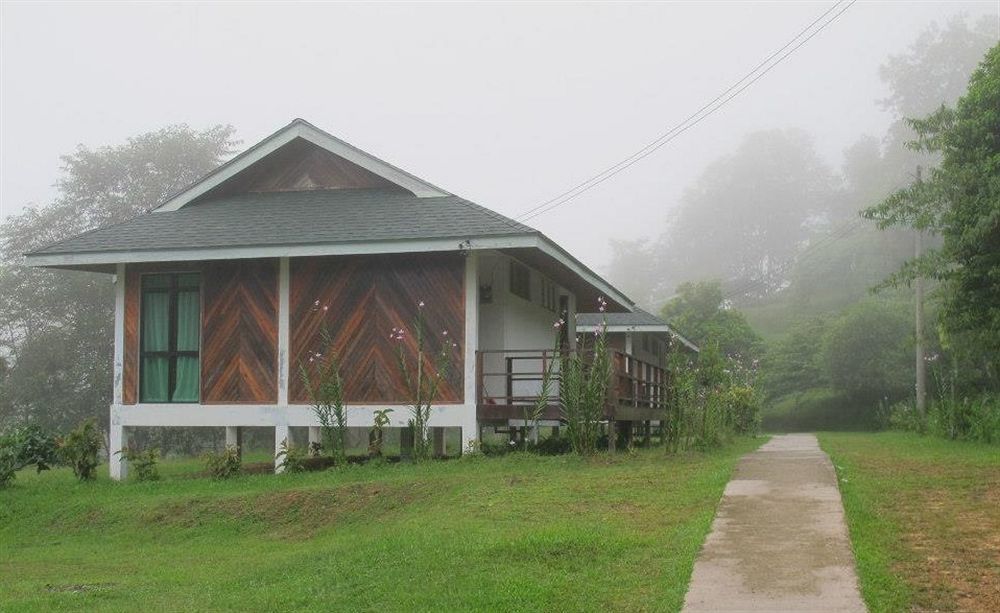 Manis Manis Rooftop Of Borneo Resort Keningau Dış mekan fotoğraf
